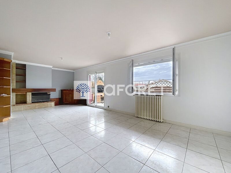 Maison à louer, 149m², Châtillon-sur-Thouet