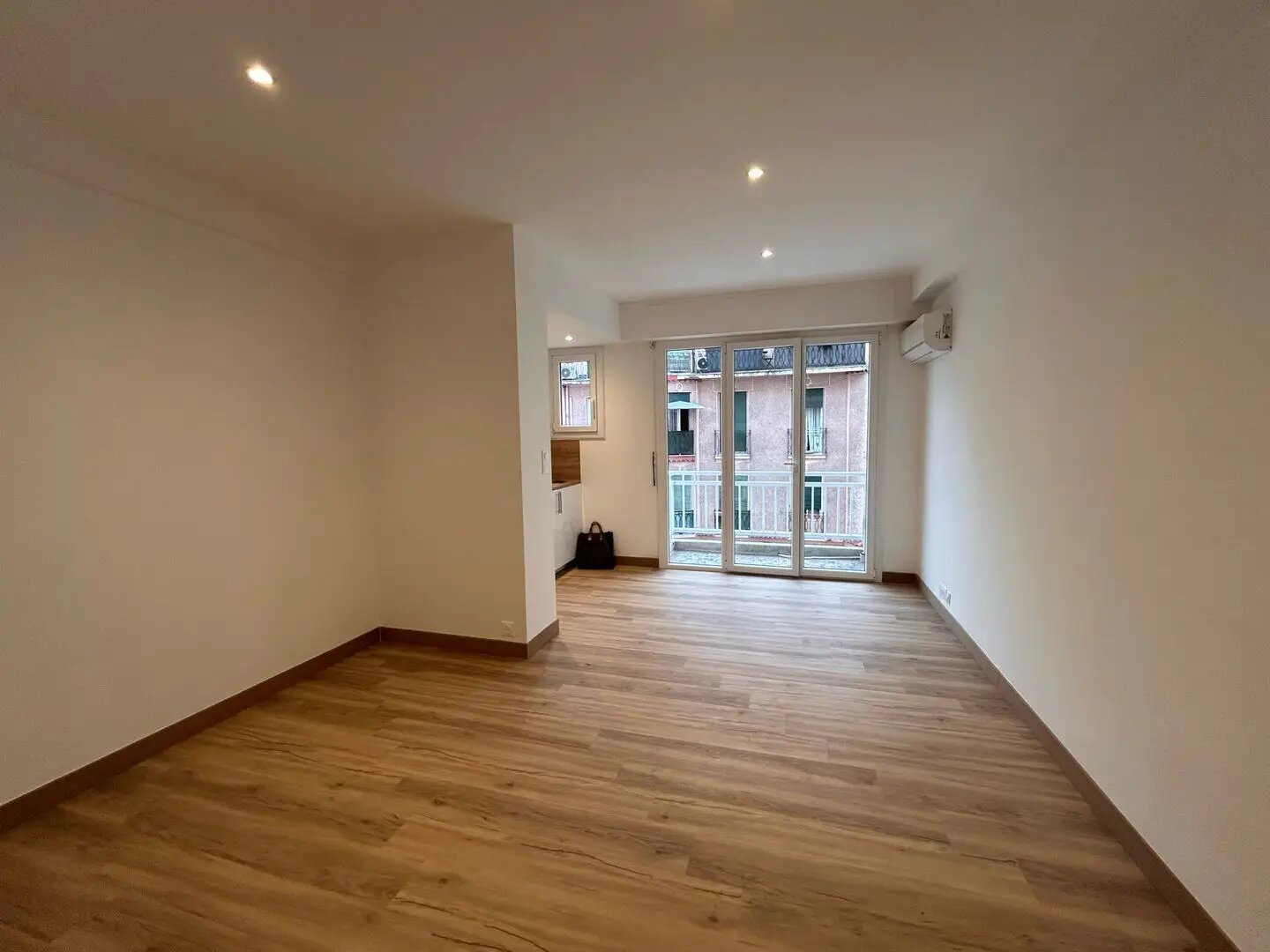 Appartement à louer, 24m², Nice