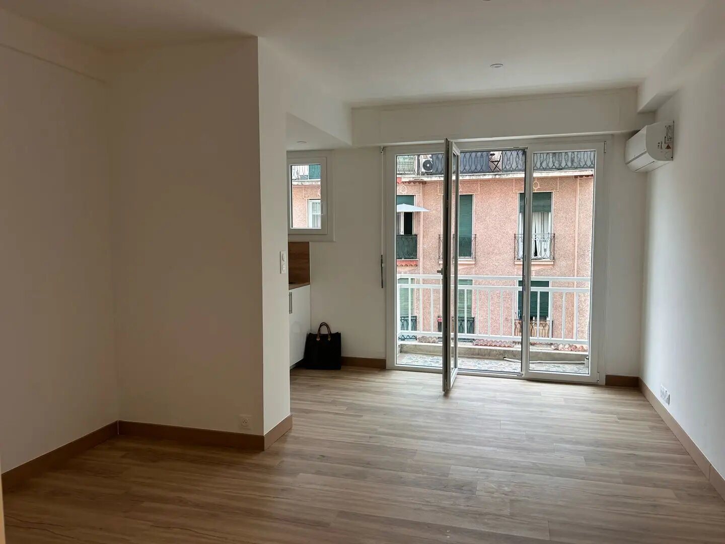 Appartement à louer, 24m², Nice