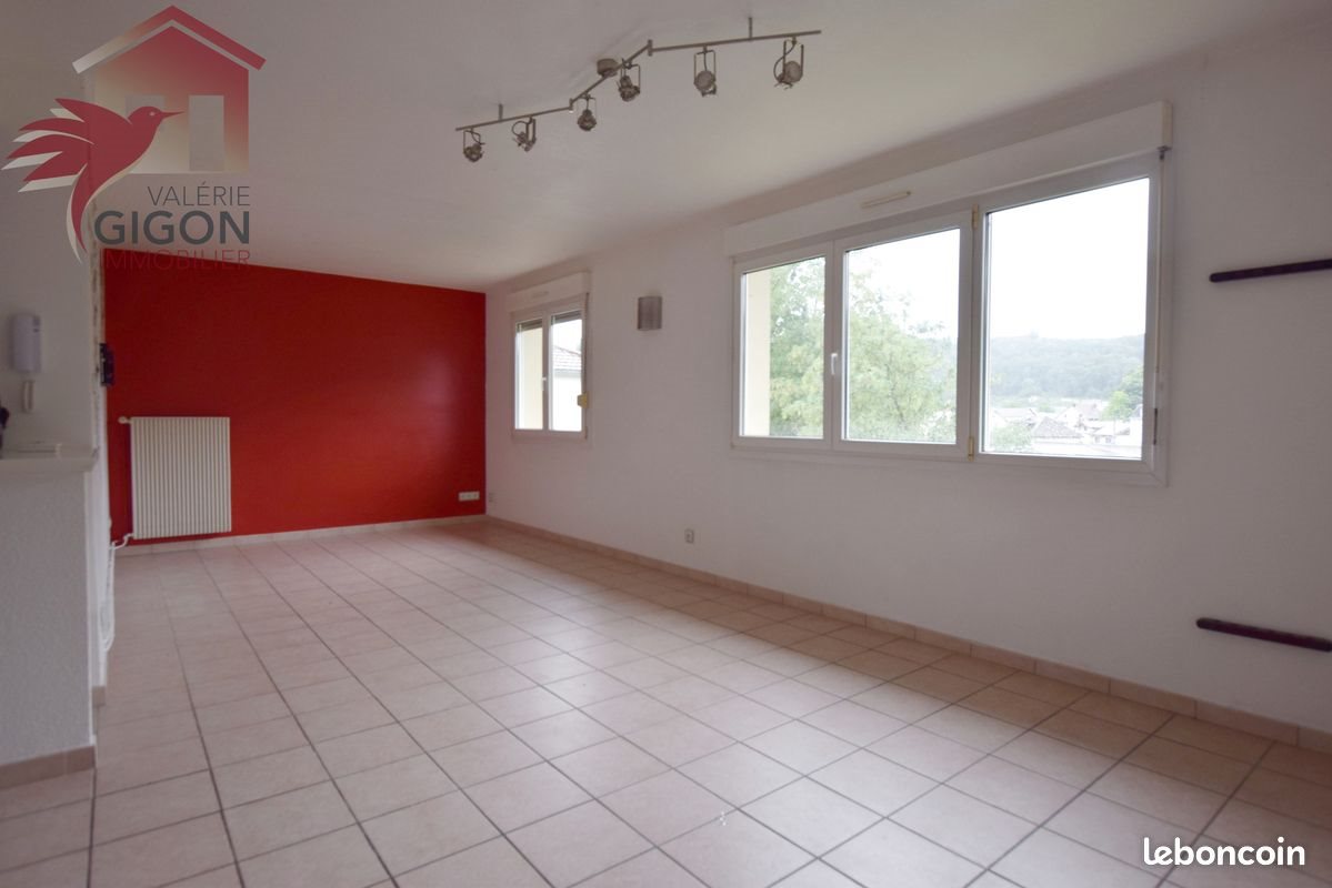 Appartement à vendre, 71m², Pont-de-Roide