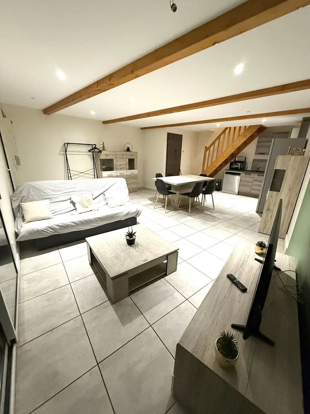 Appartement à louer, 68m², Leyment