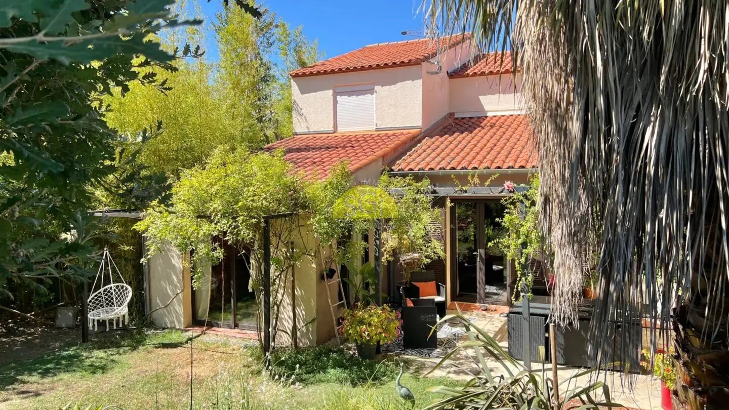 Maison à vendre, 150m², Saint-Génis-des-Fontaines