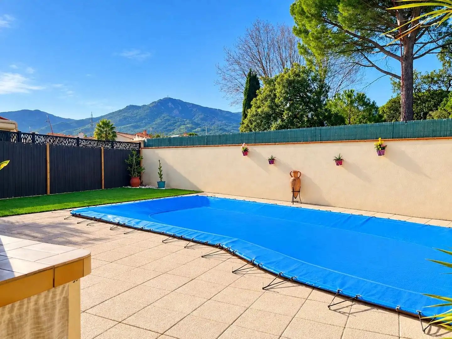 Maison à vendre, 214m², Saint-Génis-des-Fontaines