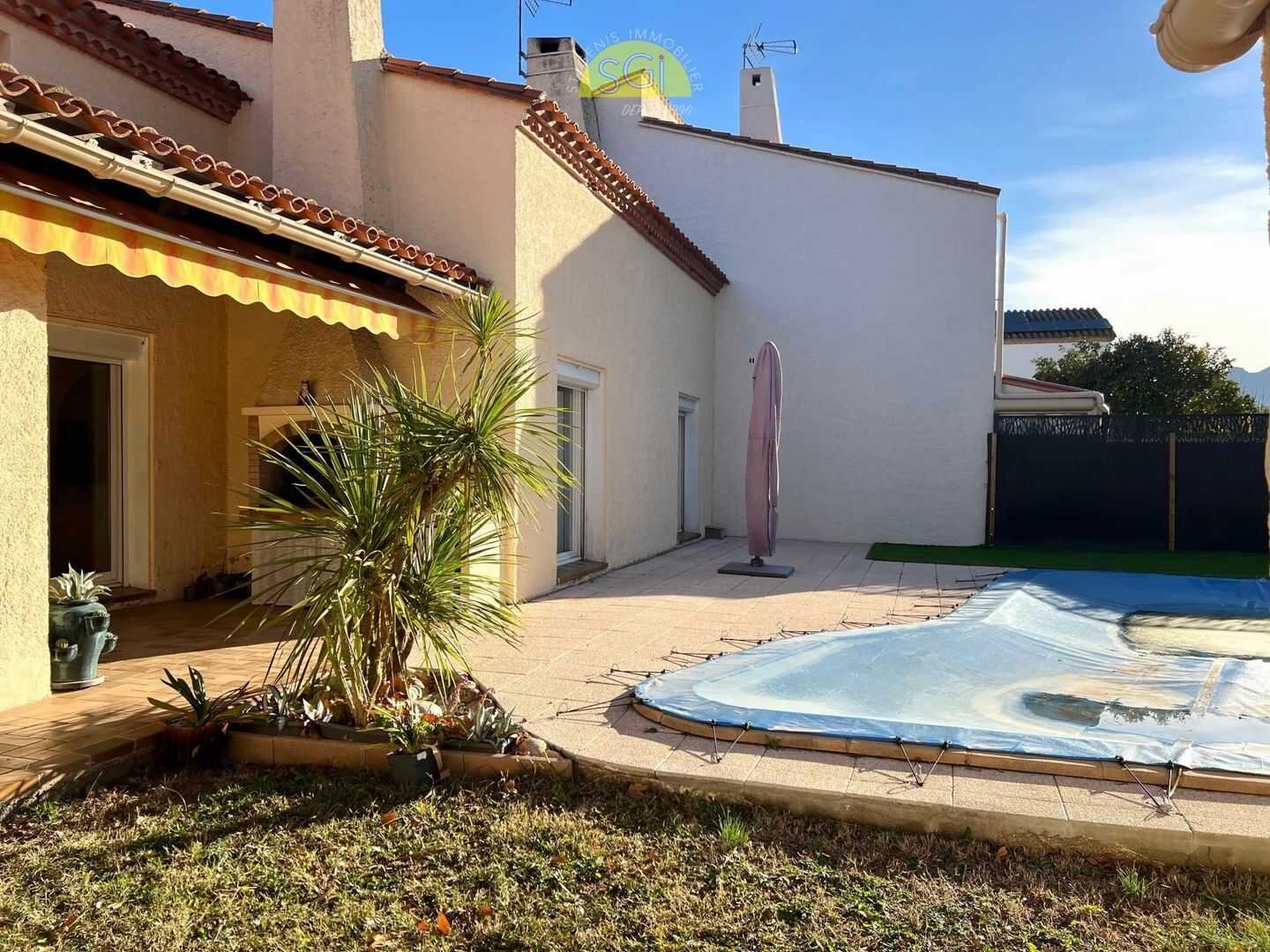 Maison à vendre, 214m², Saint-Génis-des-Fontaines
