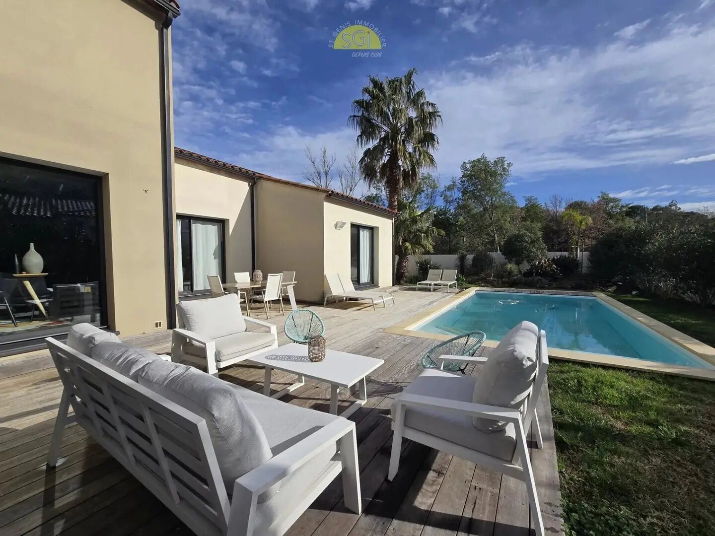 Maison à vendre, 215m², Saint-Génis-des-Fontaines