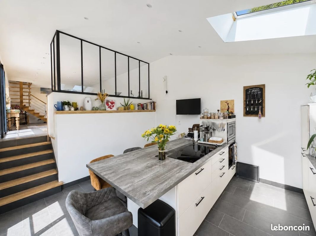 Maison à vendre, 235m², Souzay-Champigny