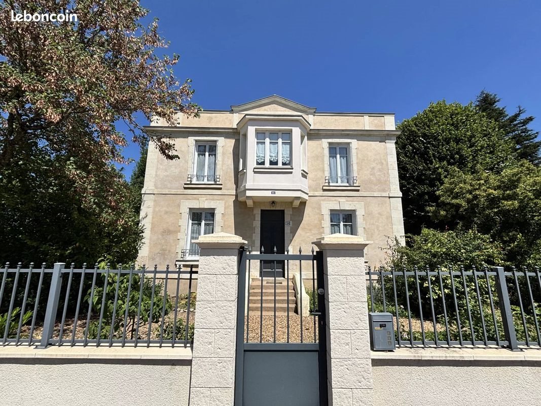 Maison à vendre, 182m², Vernantes