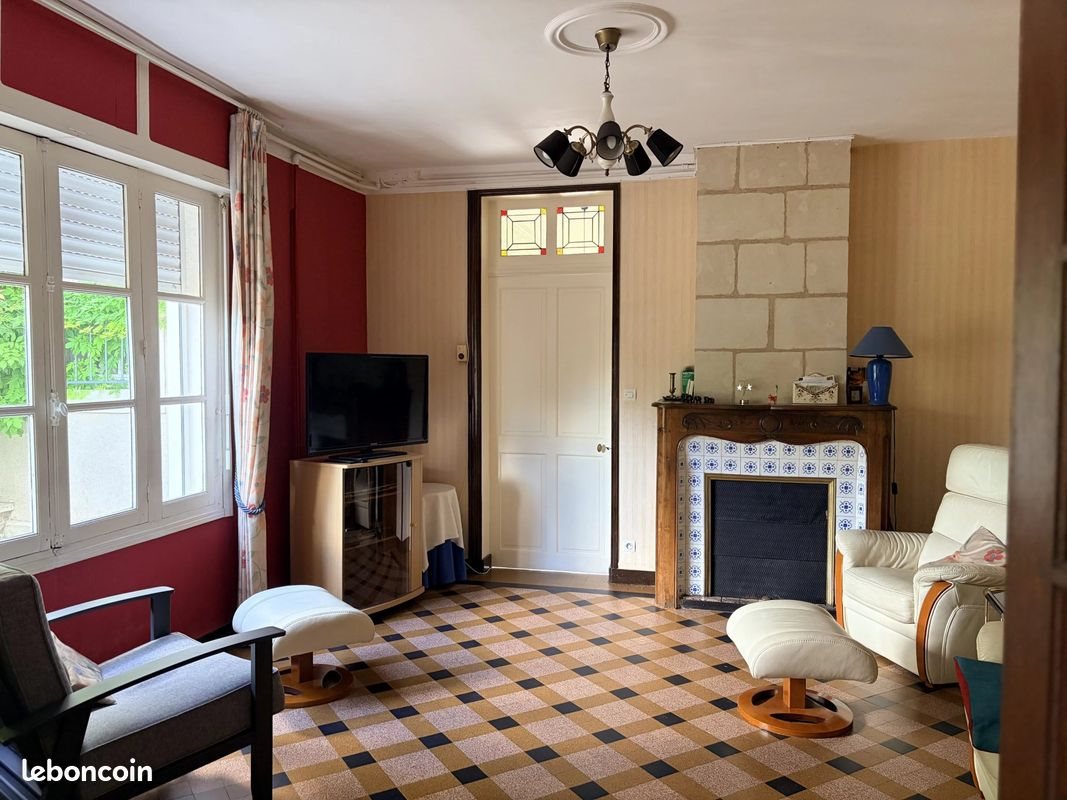 Maison à vendre, 182m², Vernantes