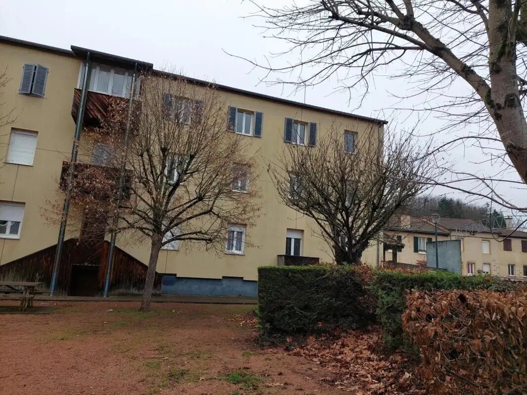 Appartement à louer, 98m², Saint-Denis-de-Cabanne