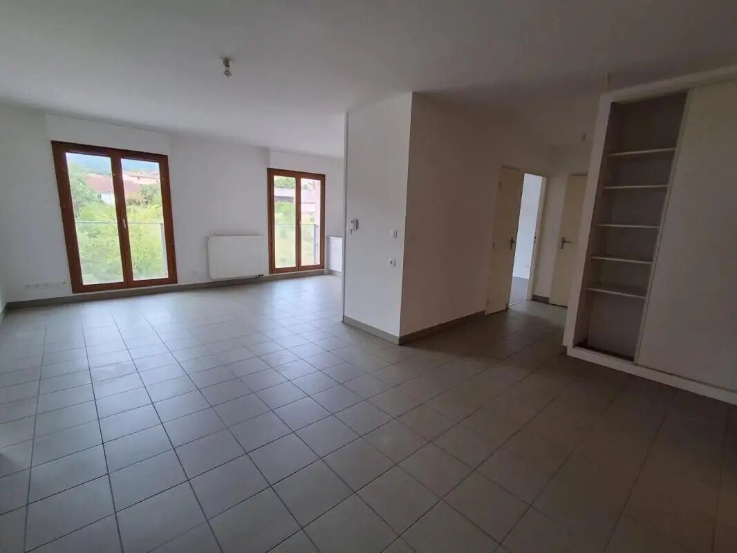 Appartement à louer, 65m², Pélussin