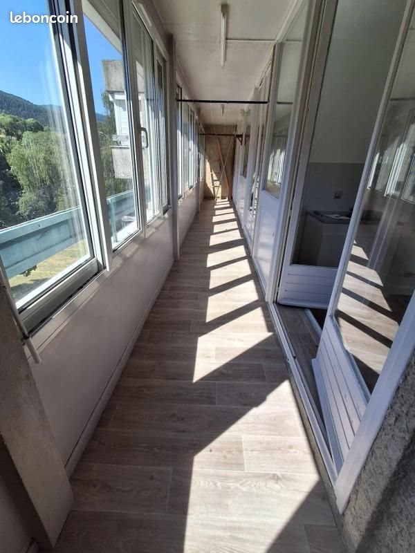 Appartement à louer, 81m², Bourg-Argental