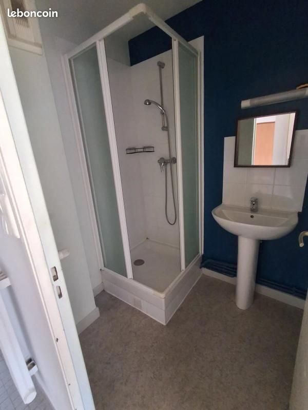 Appartement à louer, 62m², Bourg-Argental