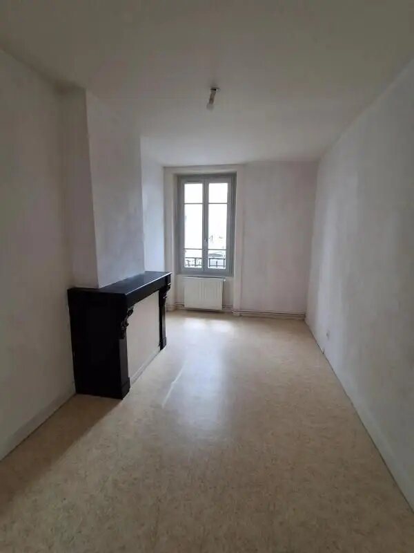 Appartement à louer, 2m², Saint-Étienne