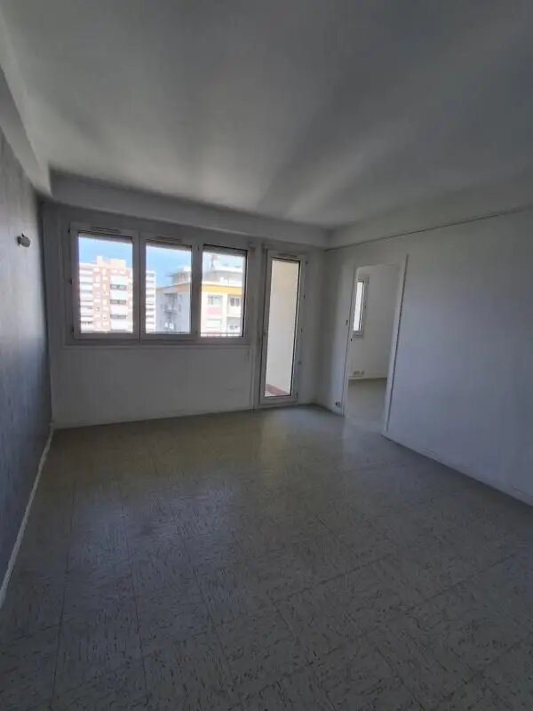 Appartement à louer, 56m², Saint-Etienne