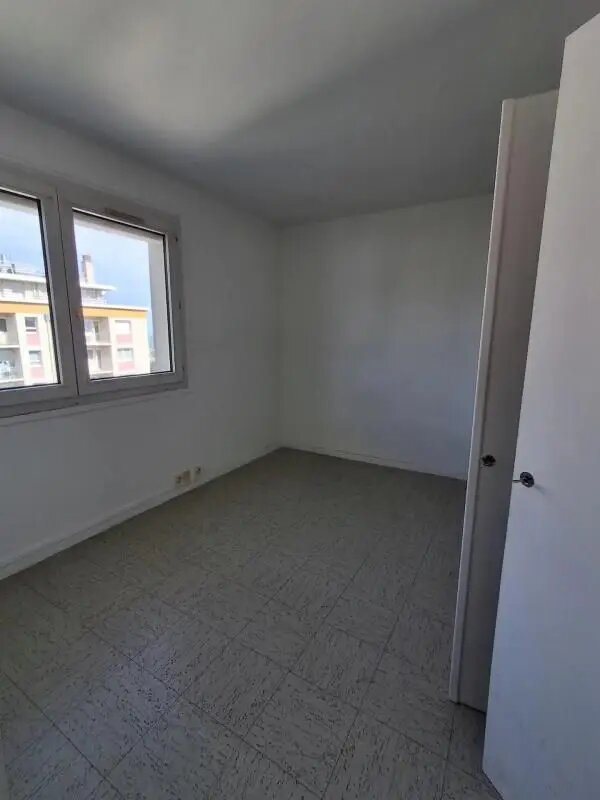 Appartement à louer, 56m², Saint-Etienne