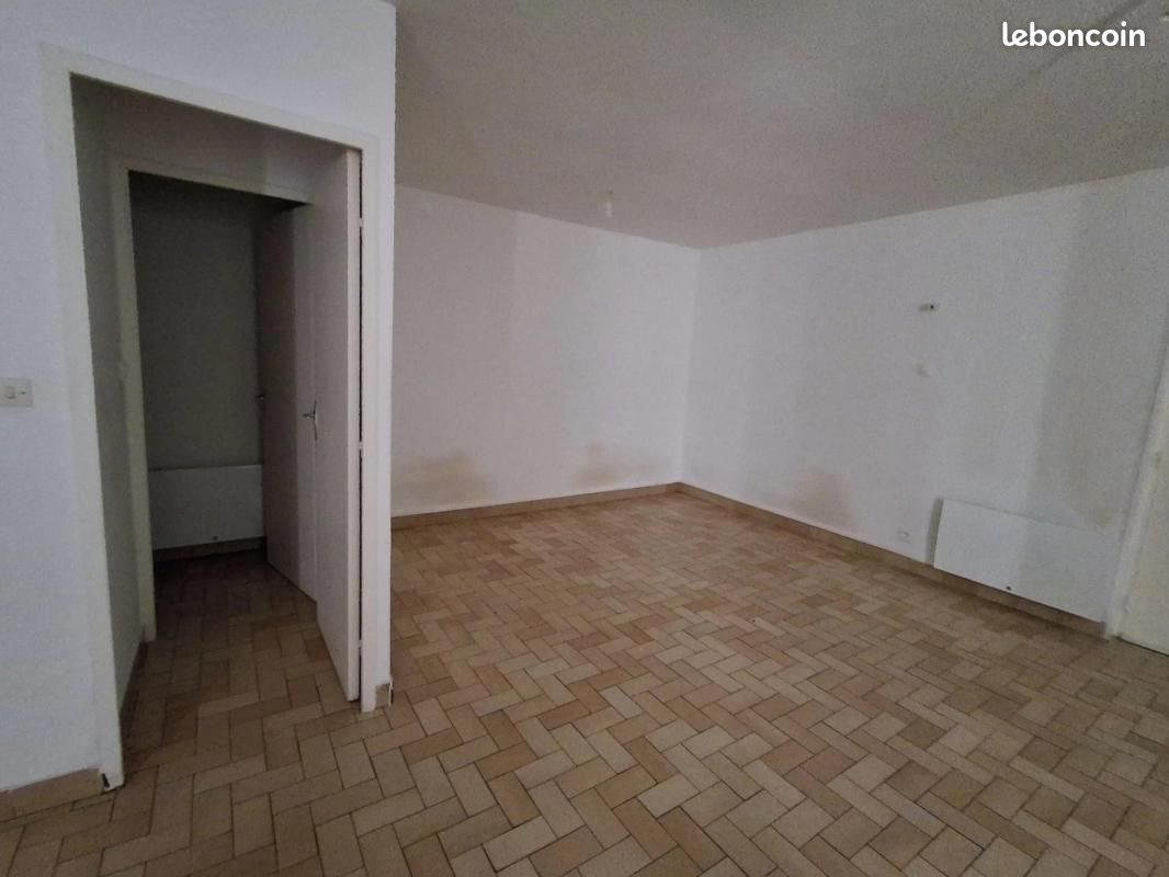 Appartement à louer, 34m², Saint-Etienne