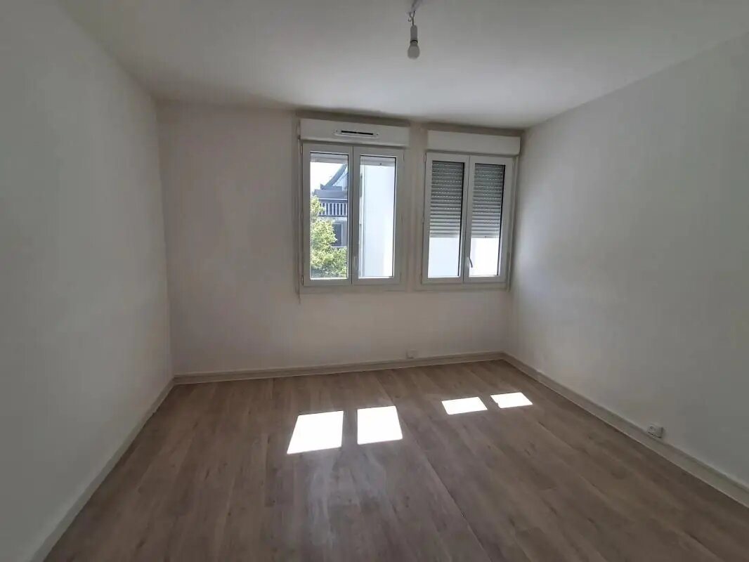 Appartement à louer, 43m², Saint-Etienne