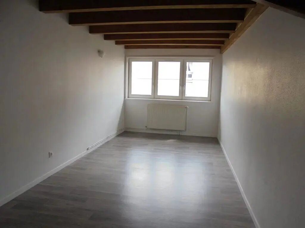 Appartement à louer, 74m², Brives-Charensac