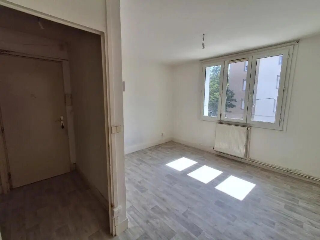 Appartement à louer, 49m², Saint-Etienne