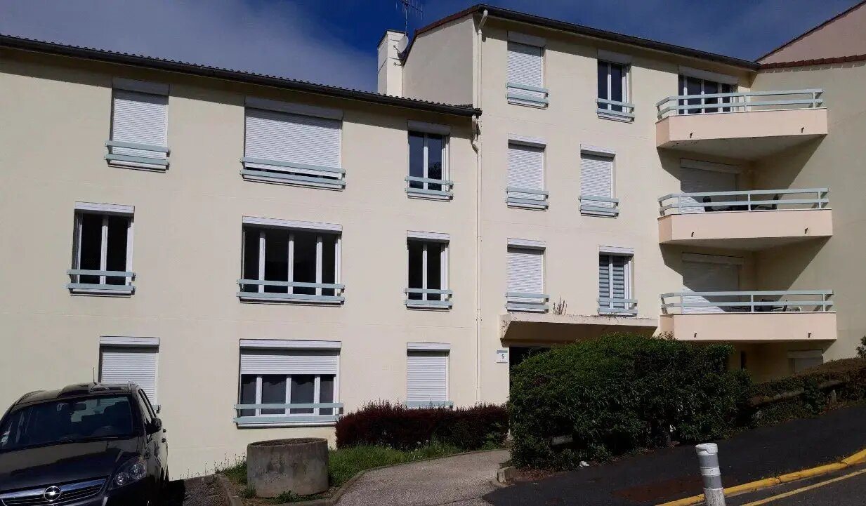 Appartement à louer, 93m², Unieux