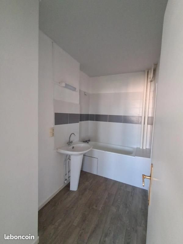 Appartement à louer, 71m², Saint-Étienne