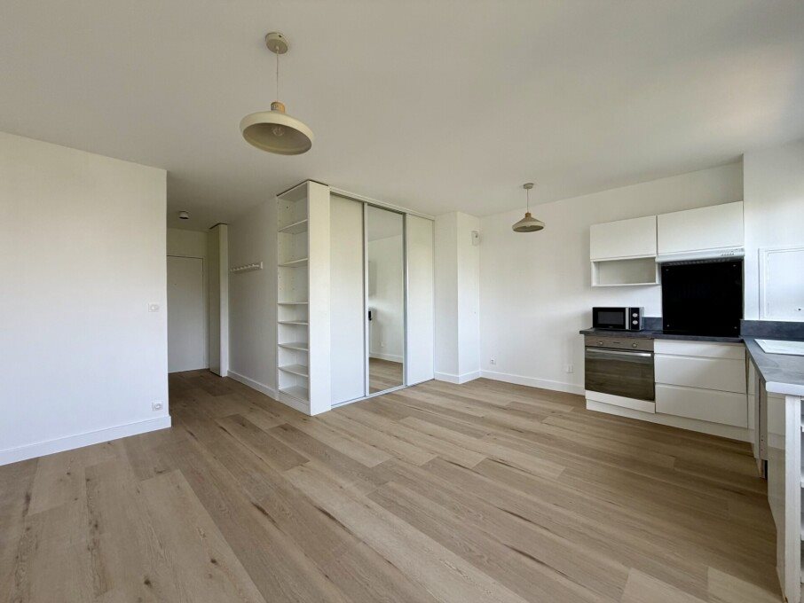 Appartement à louer, 33m², Paris 20ème