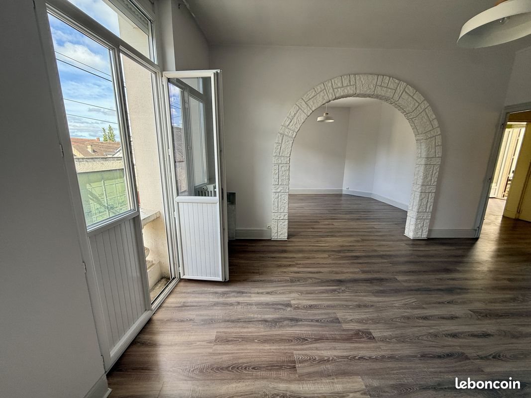 Appartement à vendre, 244m², Gien