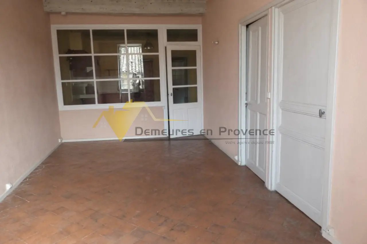 Appartement à louer, 62m², Vaison-la-Romaine