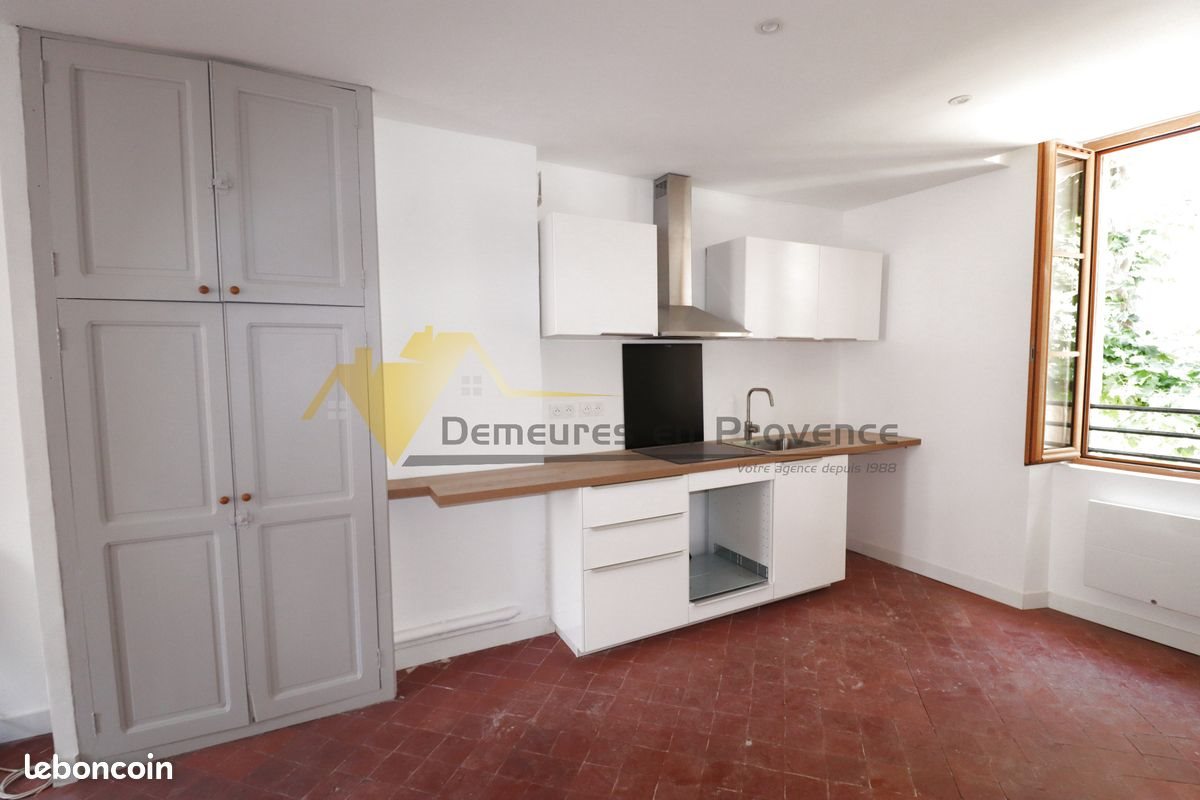 Appartement à louer, 74m², Vaison-la-Romaine