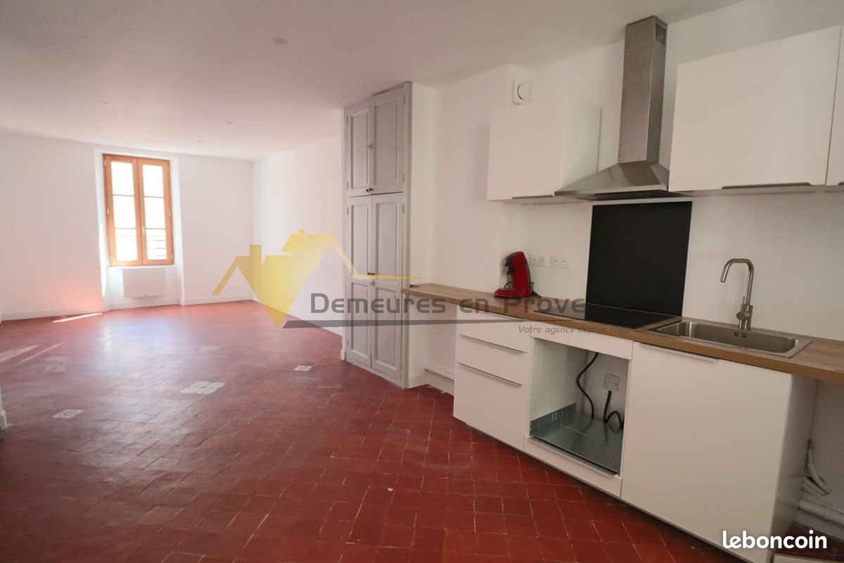 Appartement à louer, 74m², Vaison-la-Romaine