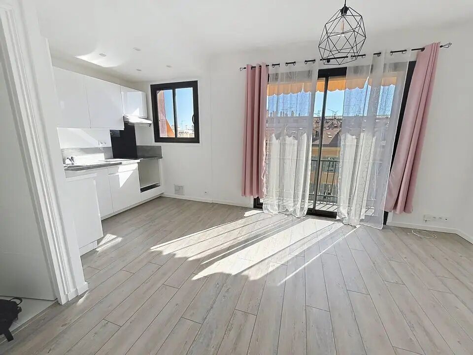 Appartement à louer, 24m², Nice
