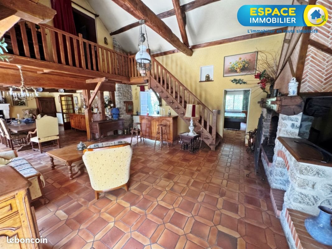 Maison à vendre, 233m², Vitry-aux-Loges