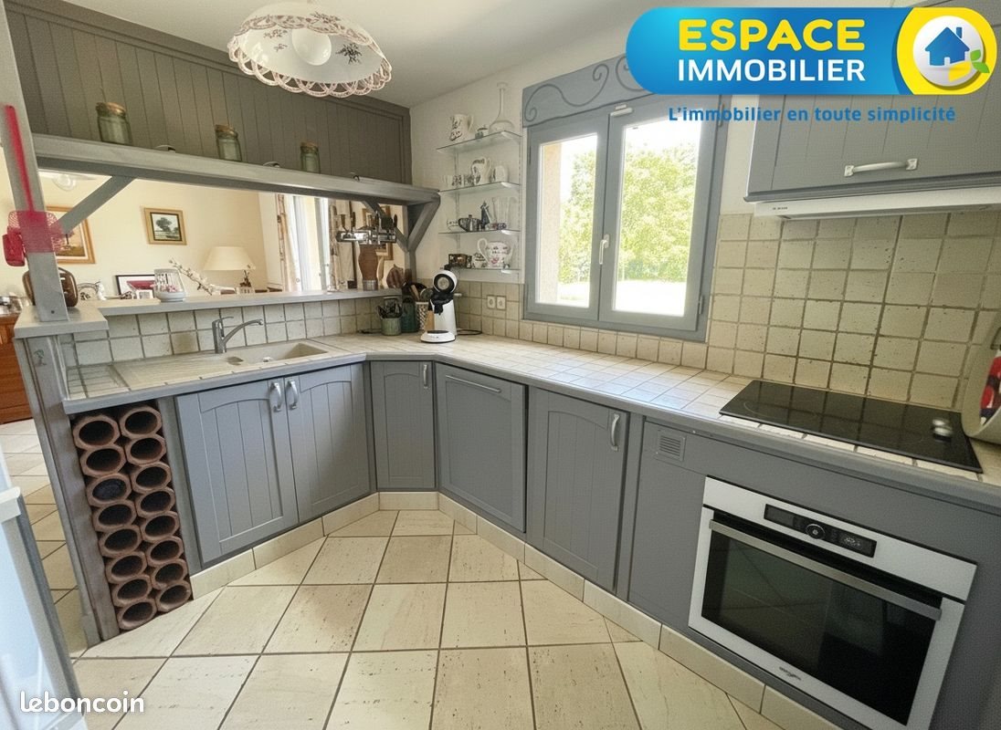 Maison à vendre, 126m², Bouzy-la-Forêt