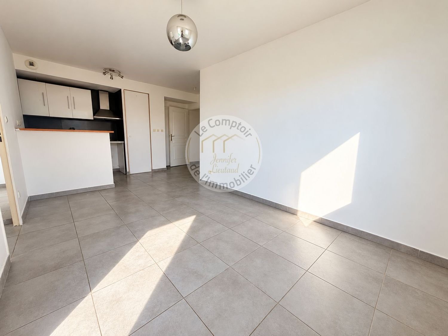Appartement à louer, 36m², Marseille 10ème
