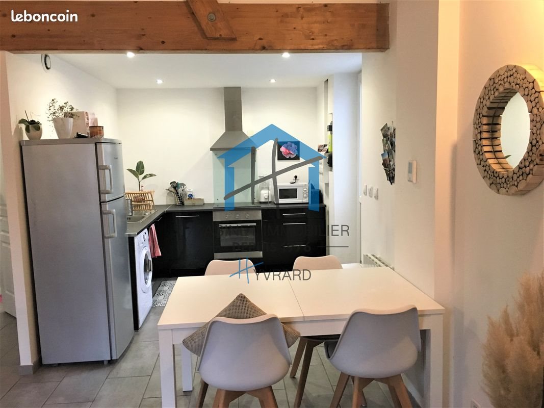 Appartement à louer, 45m², Saint-Etienne