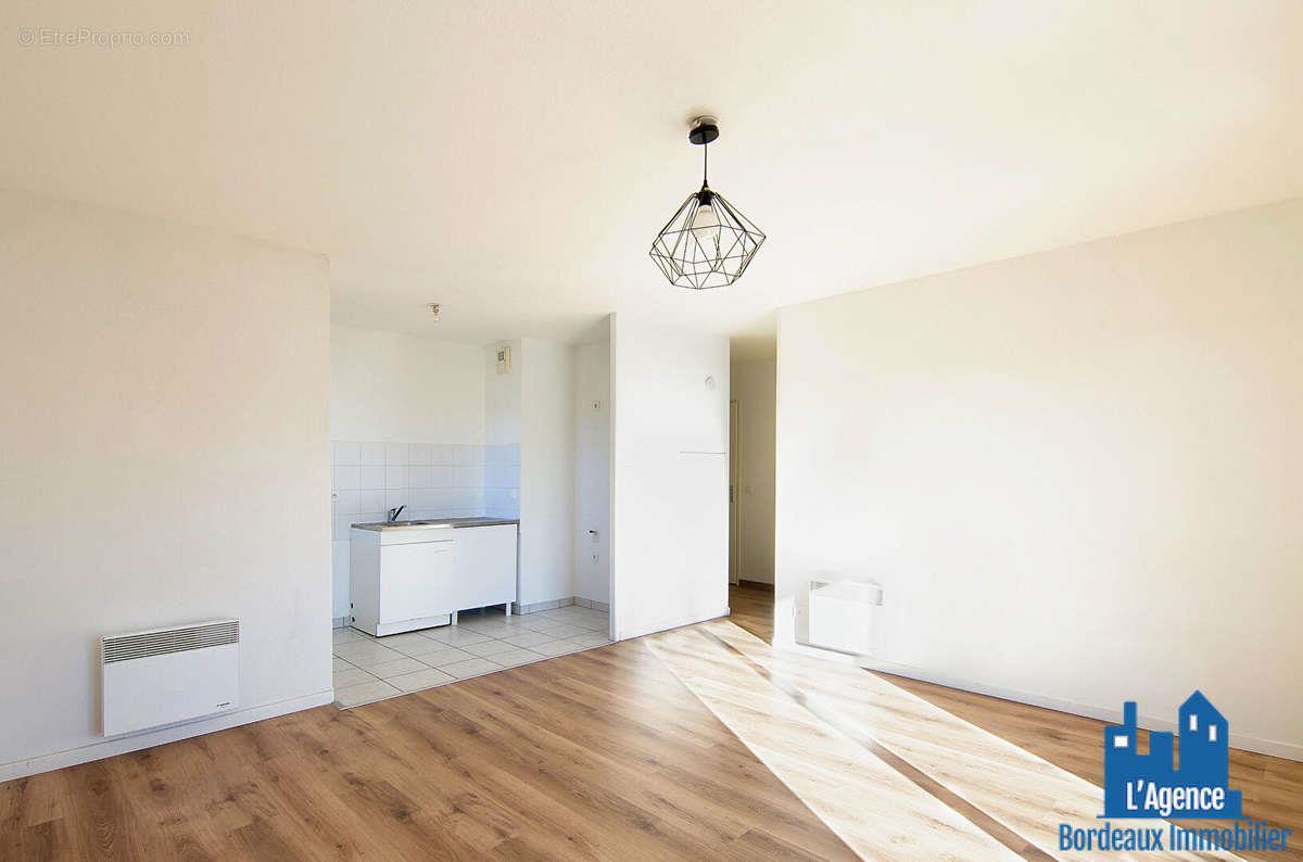 Appartement à vendre, 43m², Floirac