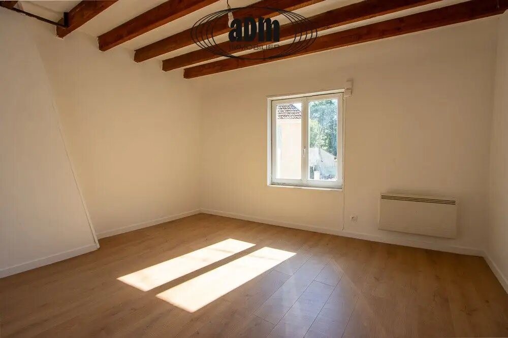 Maison à louer, 75m², Etrépilly