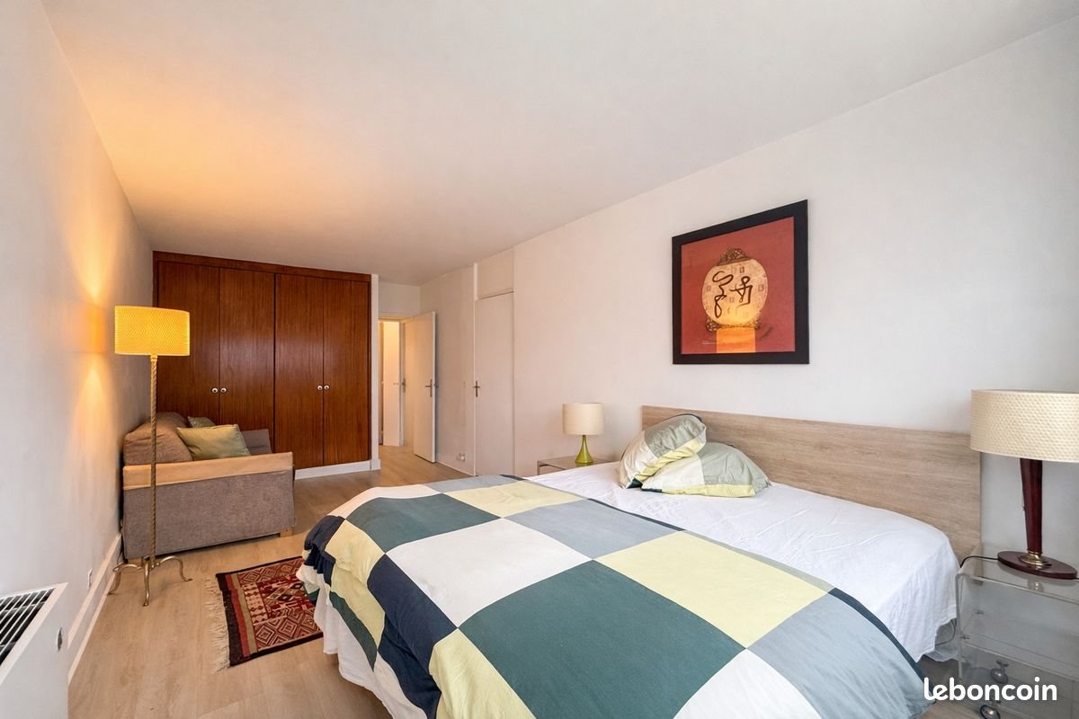 Appartement à louer, 60m², Courbevoie