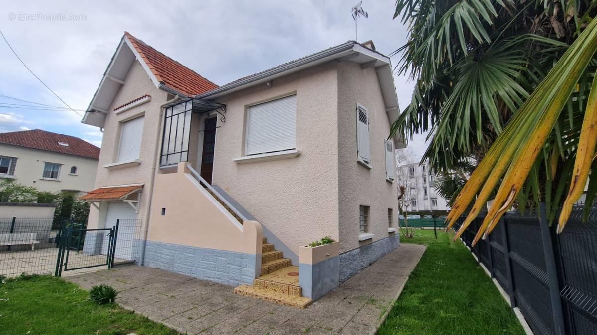 Maison à vendre, 130m², Pau