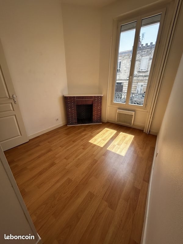 Appartement à louer, 67m², Bordeaux