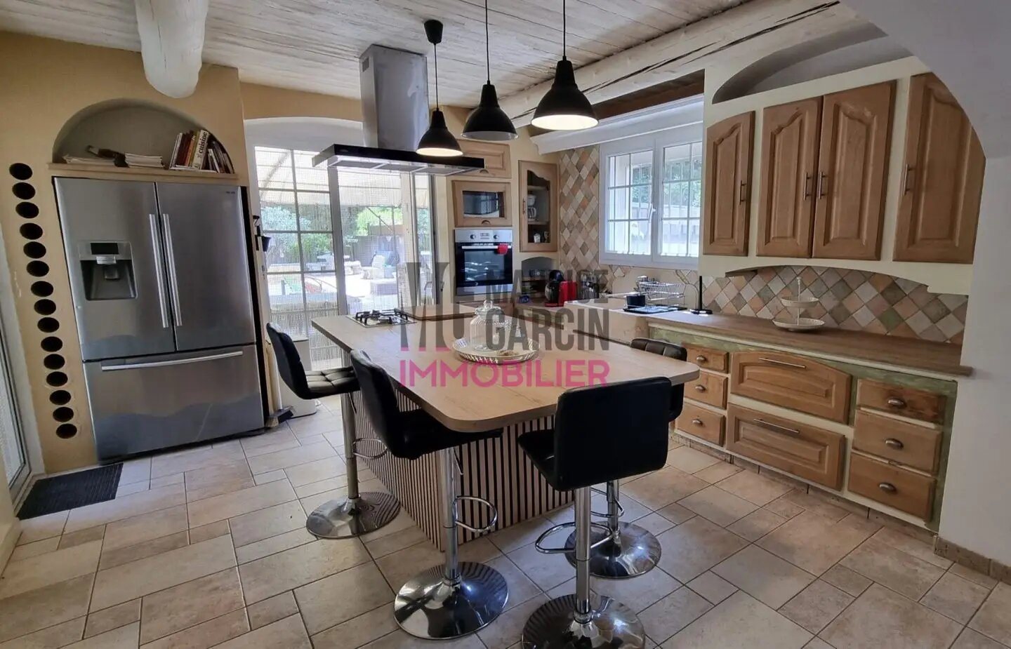 Maison à vendre, 240m², Entraigues-sur-la-Sorgue