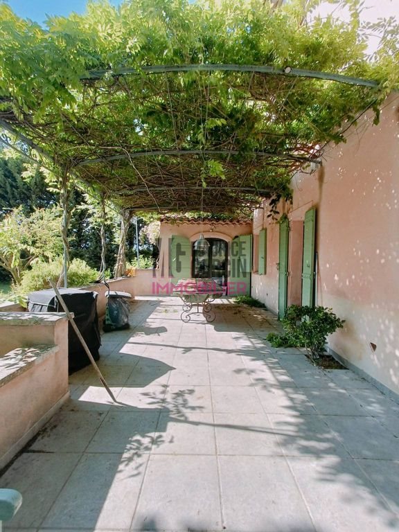 Maison à vendre, 380m², Althen-des-Paluds
