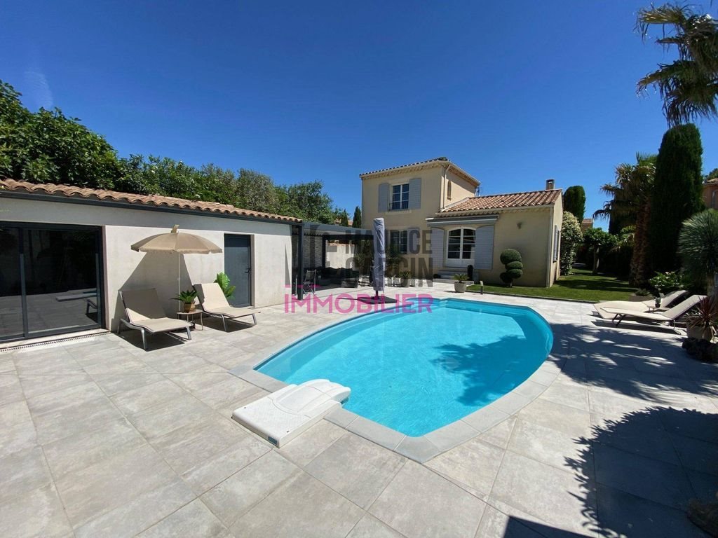 Maison à vendre, 150m², Entraigues-sur-la-Sorgue