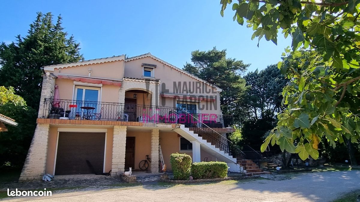 Maison à vendre, 236m², Entraigues-sur-la-Sorgue