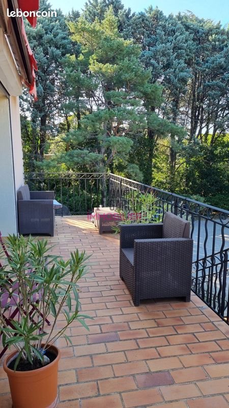 Maison à vendre, 236m², Entraigues-sur-la-Sorgue