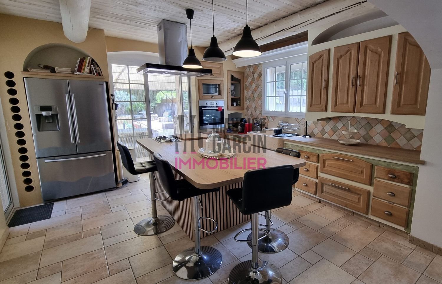 Maison à vendre, 240m², Entraigues-sur-la-Sorgue