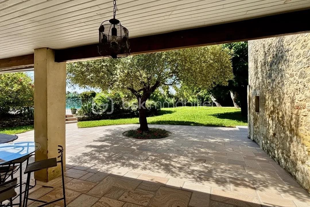 Maison à vendre, 171m², Saint-Restitut