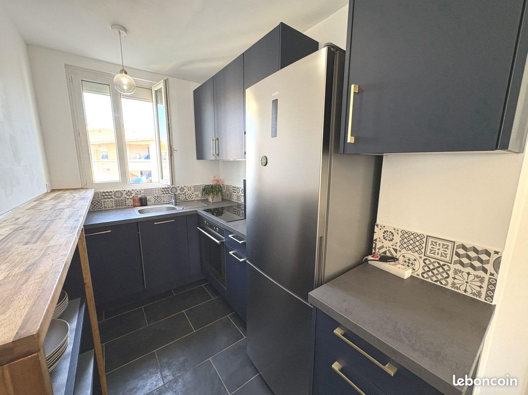 Appartement à louer, 59m², Toulon