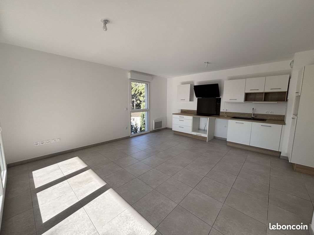 Appartement à louer, 61m², Marseille 9ème