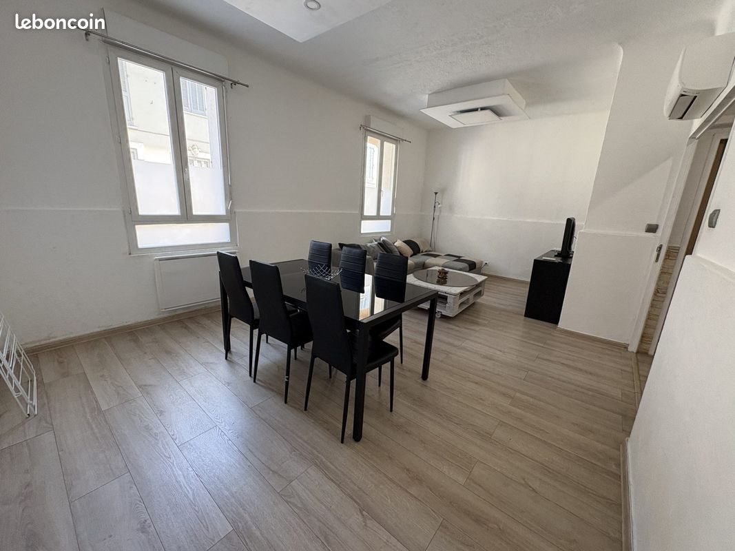 Appartement à louer, 55m², Toulon